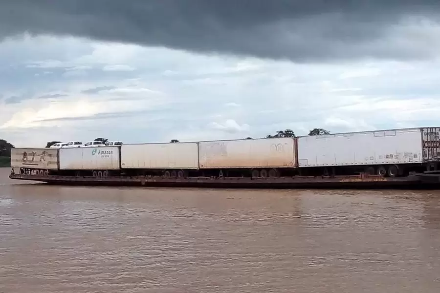 Transporte de Carga em Balsa Manaus Tefé